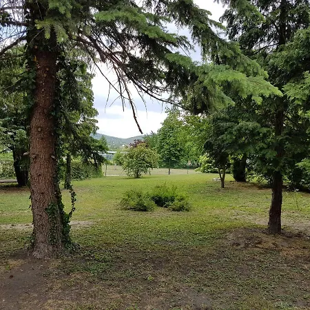 Szikora Apartman, Csopak